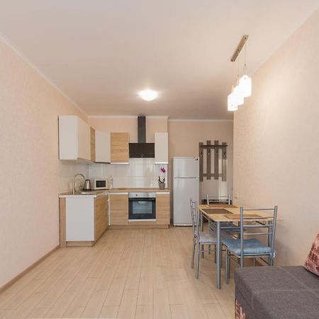 Уютная Квартира В Жк Острова Kryzhanivka Esterno foto